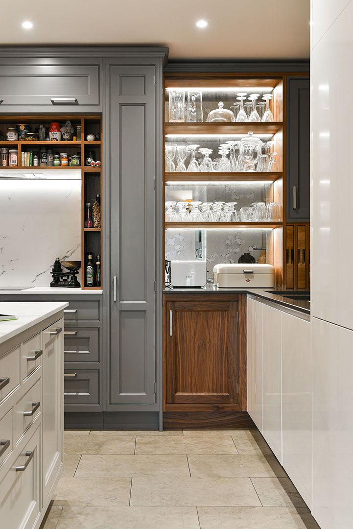 Kitchen with mirrored open cabinet