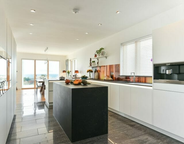 Luxury Seaside Kitchen & Stone Clad Island