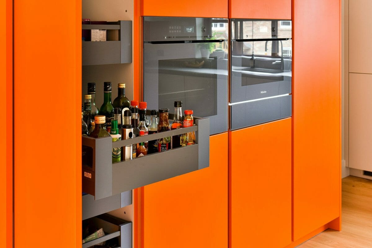 Bright Glossy Kitchen