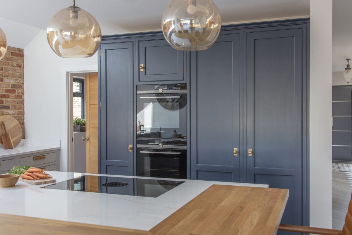 Modern Open Plan Handleless Kitchen