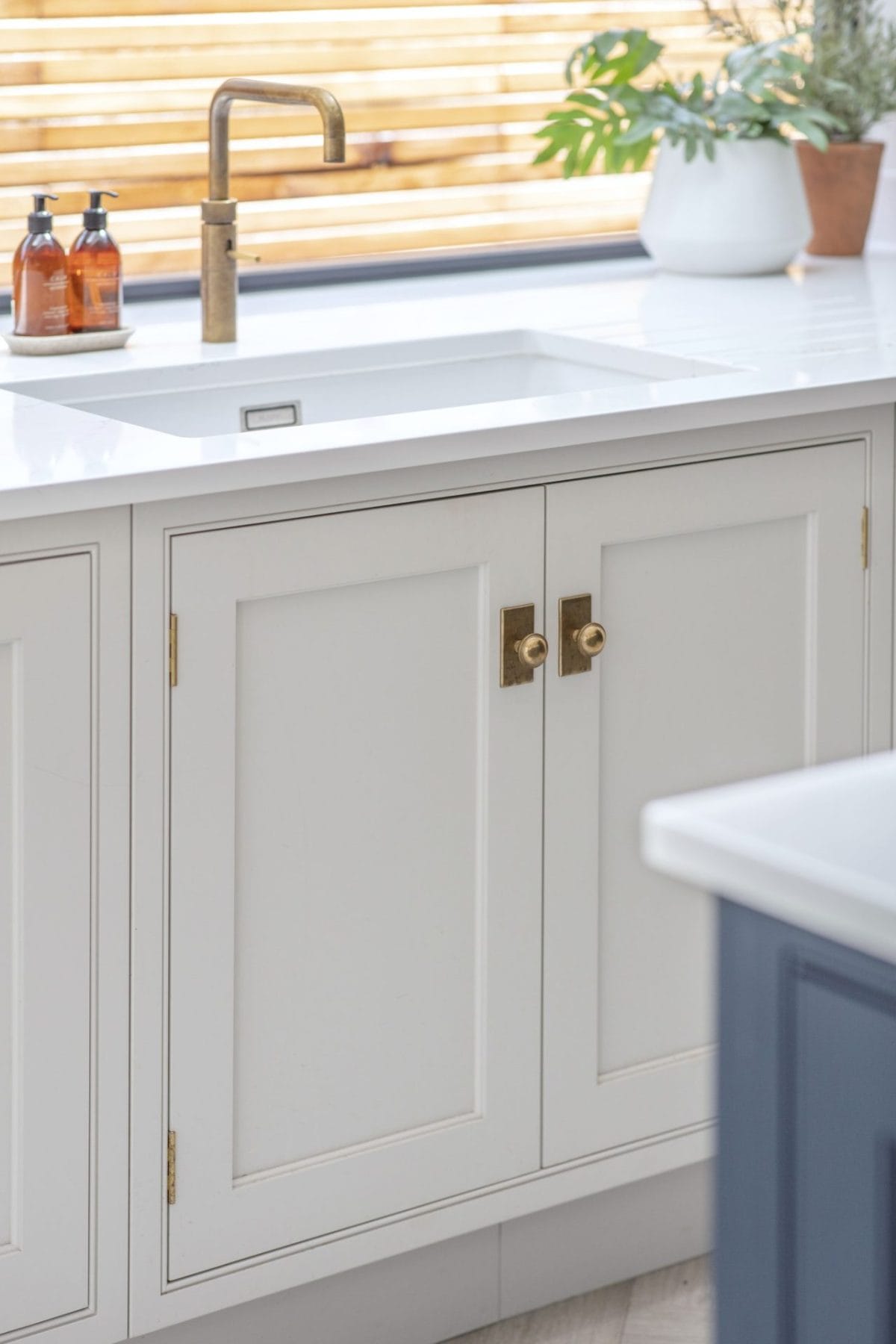 Modern Open Plan Handleless Kitchen