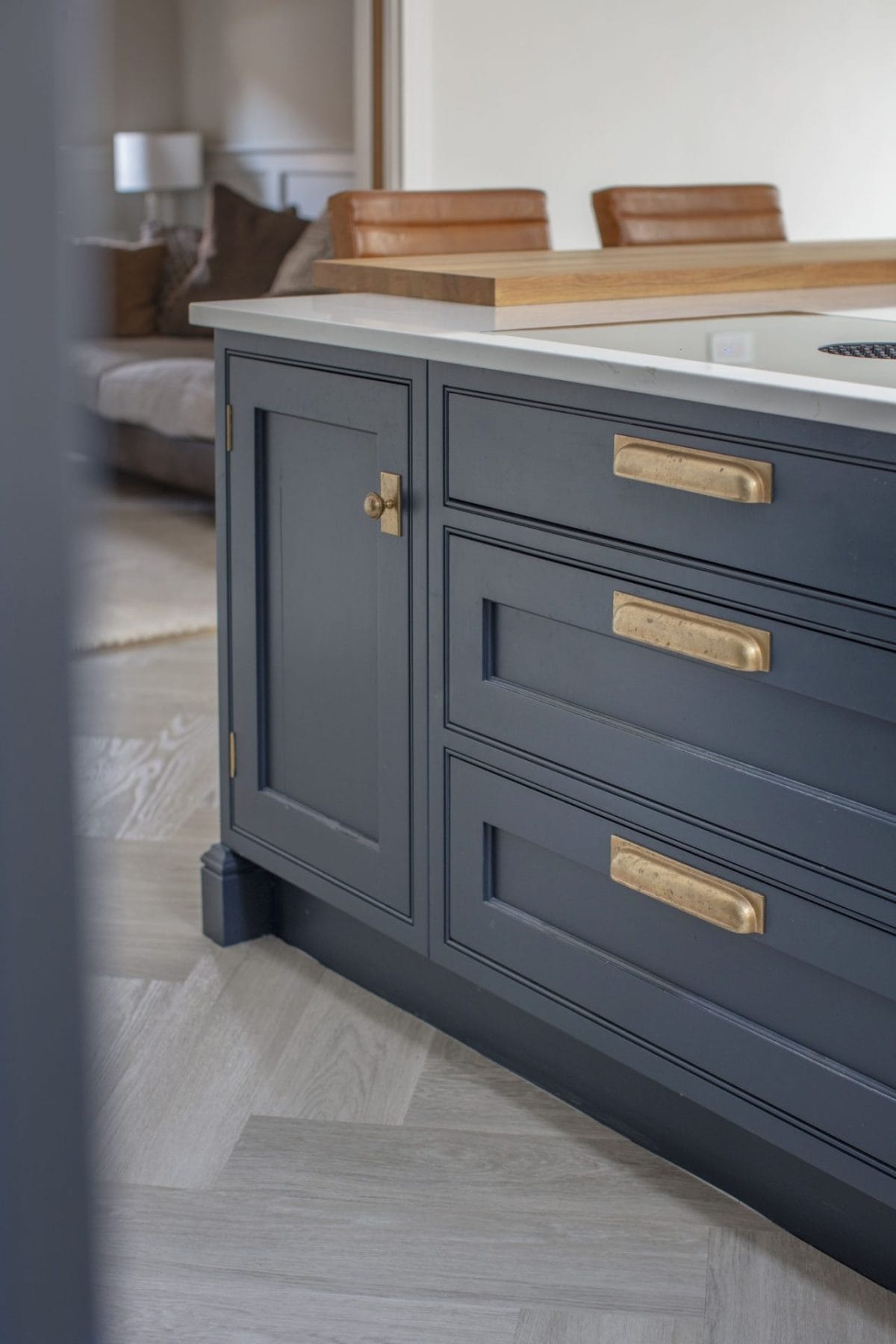 Modern Open Plan Handleless Kitchen