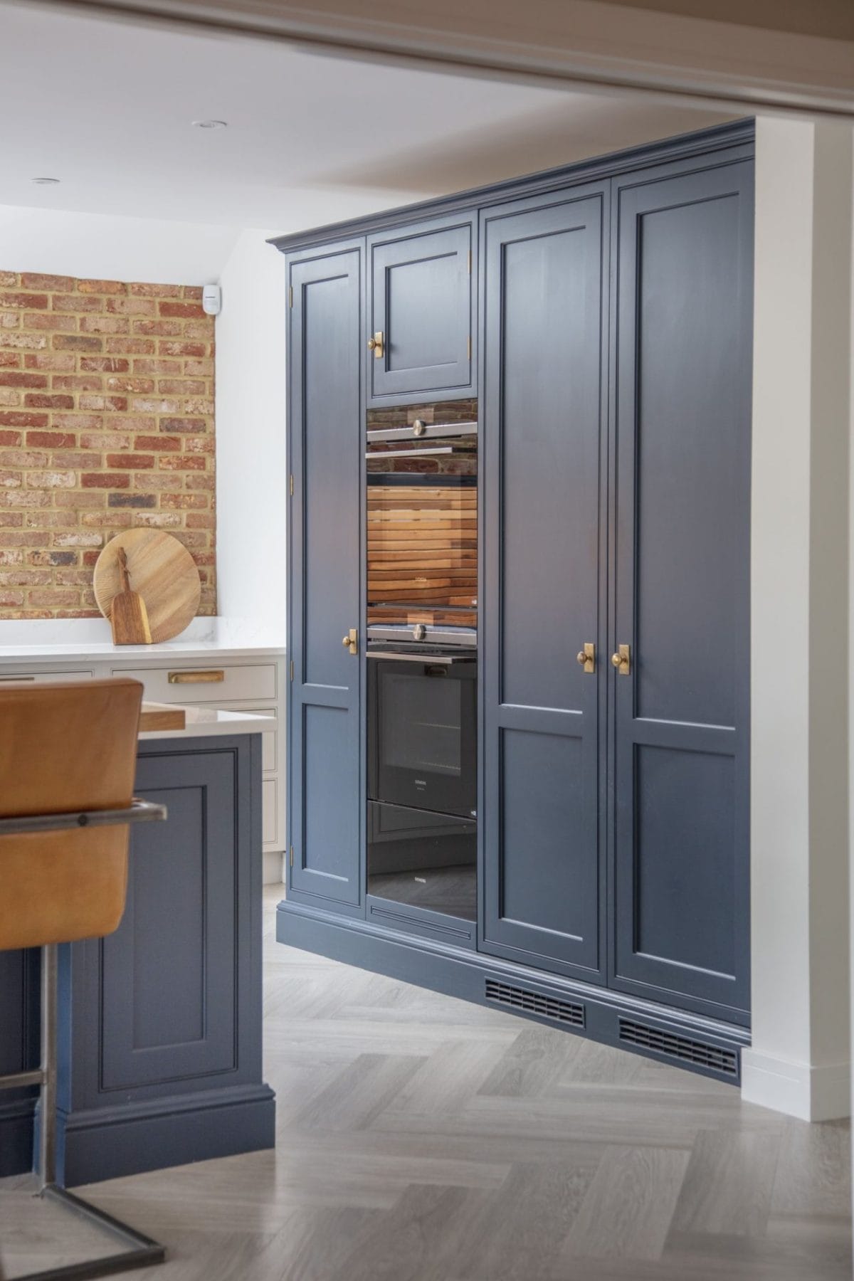 Modern Open Plan Handleless Kitchen